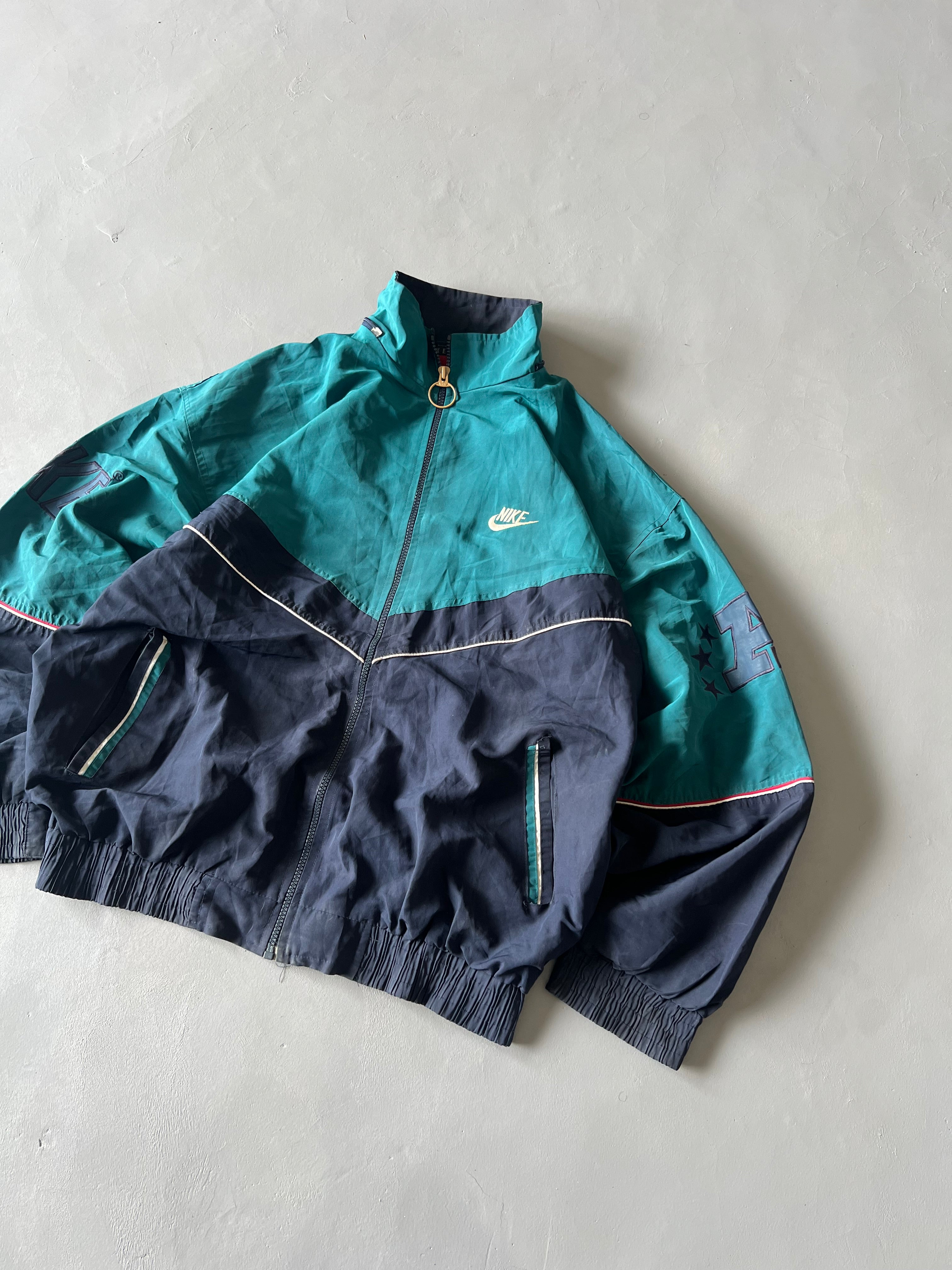 NIKE JACKET