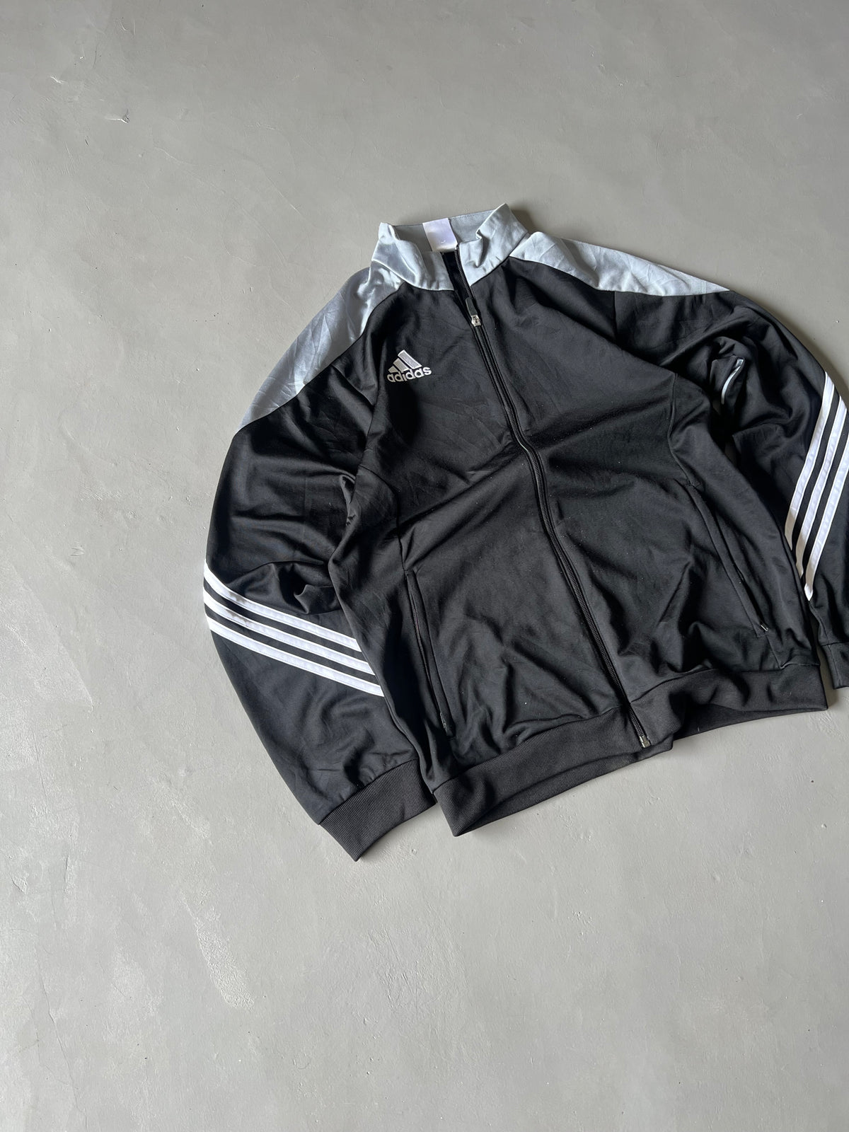 ADIDAS JACKET